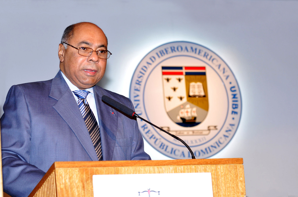 Presidente TC Anuncia Actividades Conmemorativas Aniversario