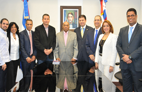 Magistrado Costarricense Insta TC Dominicano Explorar Posibilidad de Empréstito para Construir su Sede