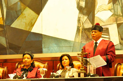 Magistrado Ray Guevara resalta independencia decisiones TC. Dice jueces no actúan por presiones e imposiciones de enemigos Rinde Cuentas en Cuarto Aniversario del TC