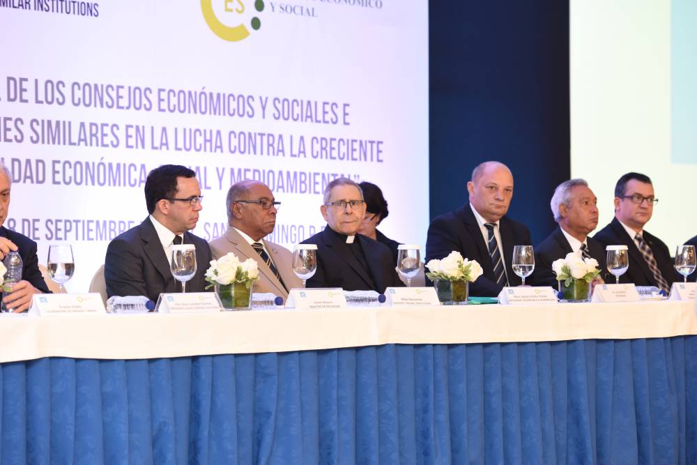 Presidente TC asiste Asamblea Consejos Económicos y Sociales.