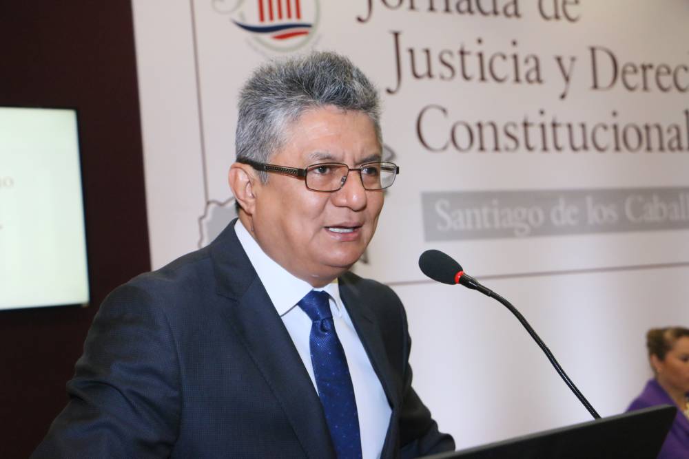 Magistrado peruano señala amparo se eleva como figura propia de permanente evolución al tutelar los derechos fundamentales