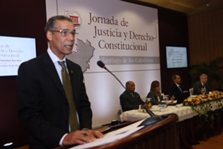 Panelistas IV Jornada de Justicia y Derecho Constitucional afirman: “el amparo es el más amplio de los derechos sociales”