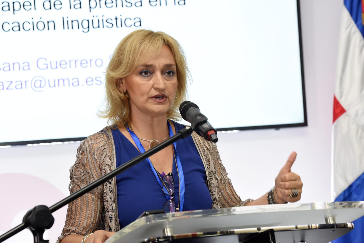 “El lenguaje se ha construido sobre la desigualdad entre hombres y mujeres”, afirma filóloga española