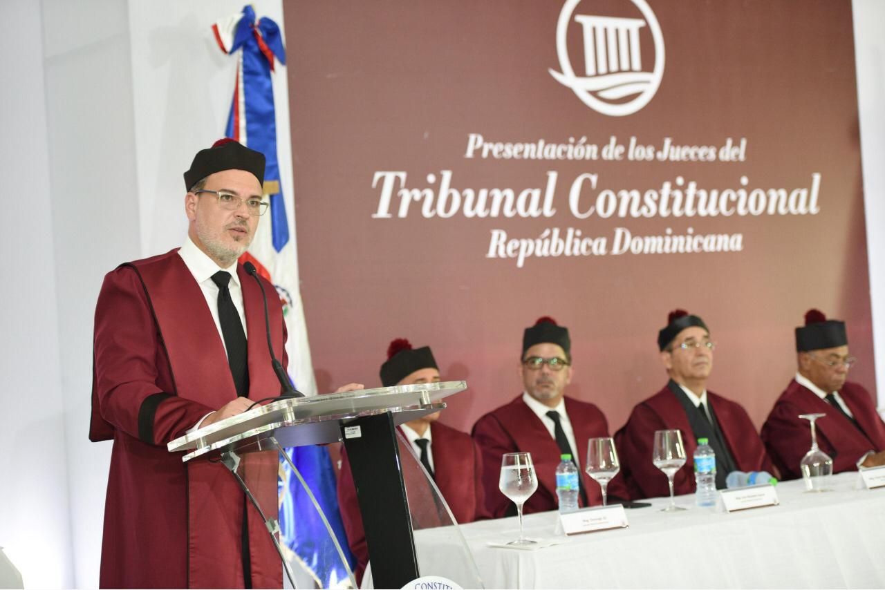 Jueces del Tribunal Constitucional se presentan en la provincia Independencia