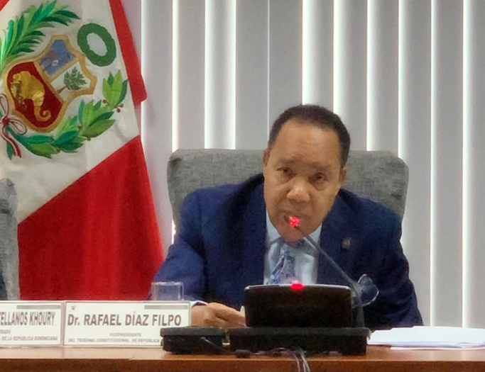 Magistrado Rafael Díaz Filpo expone en Perú sobre la constitucionalización del derecho penal y del proceso penal