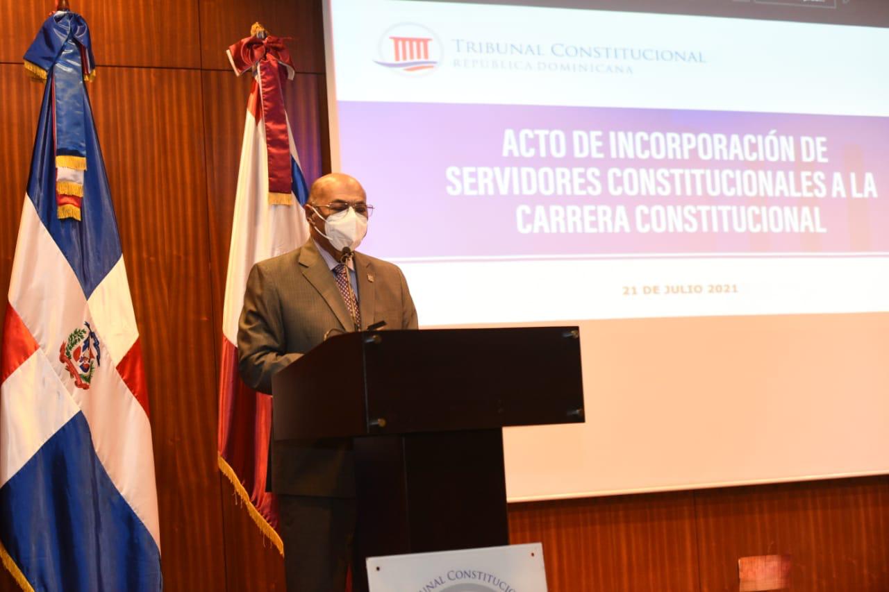 TC incorpora segundo grupo de 38 servidores a la carrera constitucional