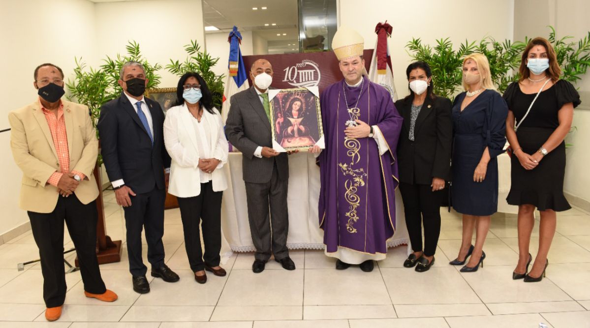 El Tribunal Constitucional ofrece acto litúrgico al iniciar la Cuaresma