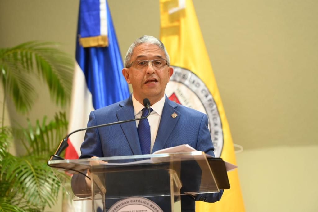 Magistrado Bonnelly Vega pone en circulación su obra «Reflexiones jurídicas: algunos pensamientos sobre el derecho dominicano»