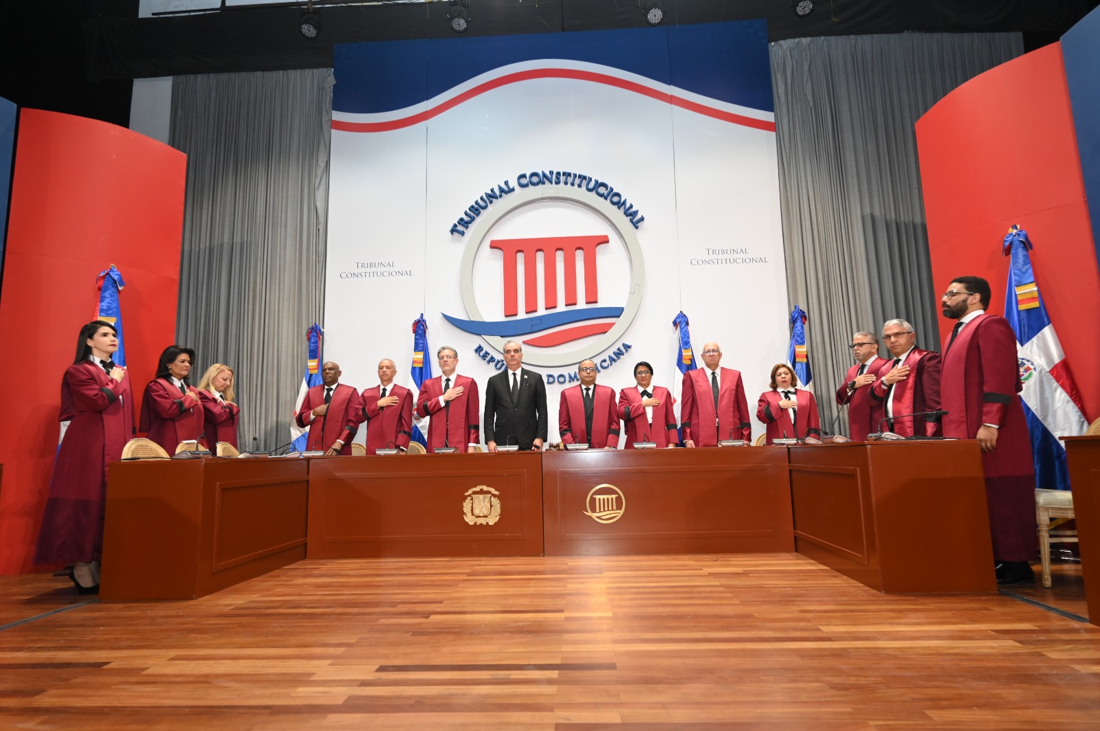 TC conmemora 181 aniversario de la Constitución dominicana en audiencia solemne con la asistencia del presidente de la República