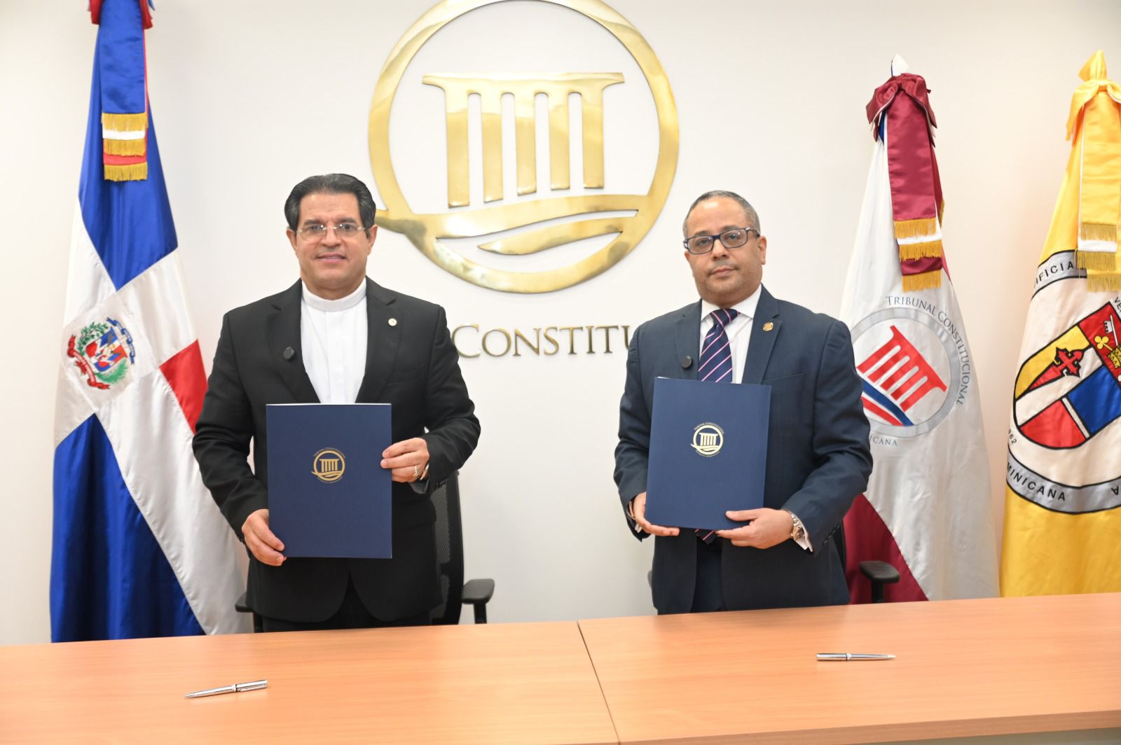 TC y PUCMM renuevan convenio para fortalecer estudios constitucionales